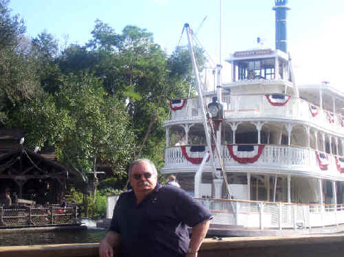 Gary & the Liberty Square Riverboat