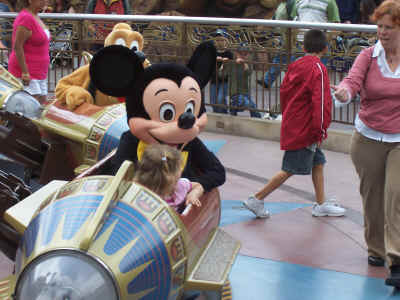 Mickey & Pluto on the Astro Orbiter