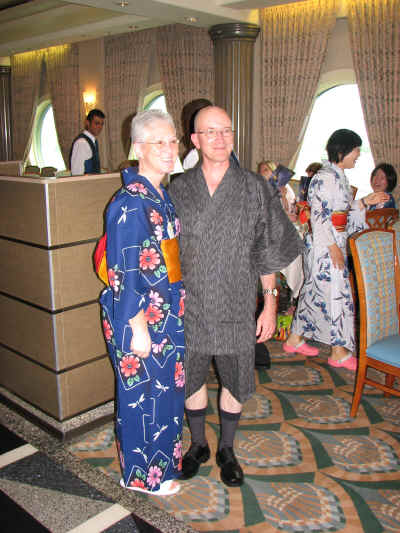 Deb Wills in a yukata and Steve Barrett in a jinbei