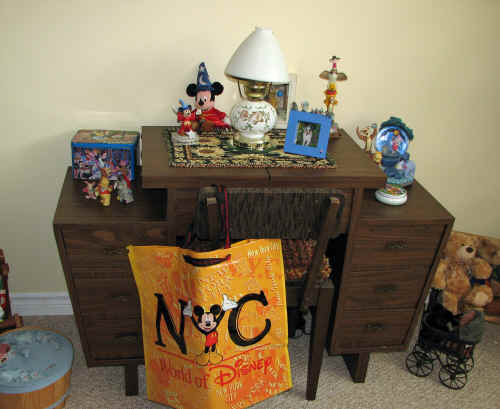 A sewing machine covered with Disney stuff!