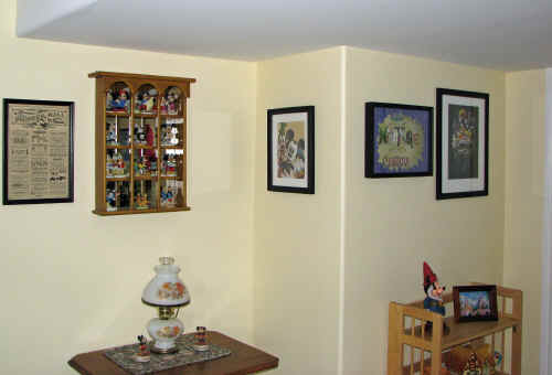 Figurines and pictures