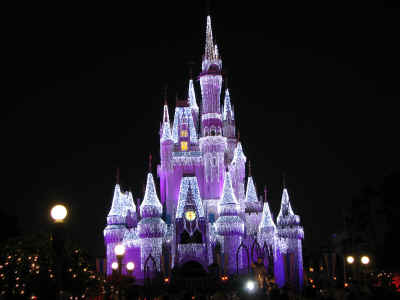 Cinderella Castle looks great this year!