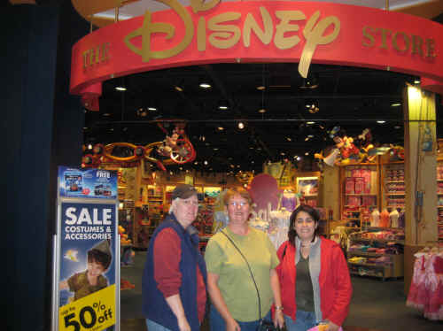 Disney Store #1 - Syracuse, NY, Susan, myself & Carrie