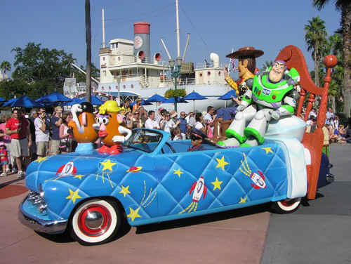 Woody, Buzz & Potato Heads in Disney's Stars & Motor Cars Parade